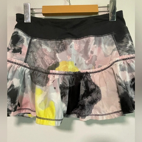 LULULEMON RARE  Run Willpower Skirt in Citron Tinted Canvas - Size 4 - Picture 4 of 11